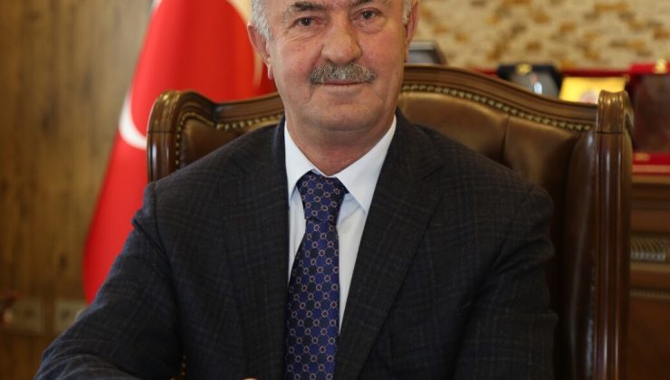 Tuşba Belediye Başkanı Salih Akman’ın yeni yıl mesajı
