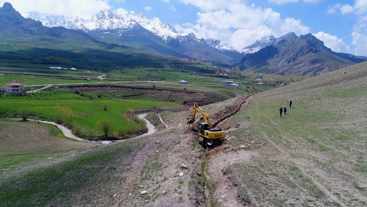 Van Büyükşehir, kırsal kalkınma atağını sürdürüyor
