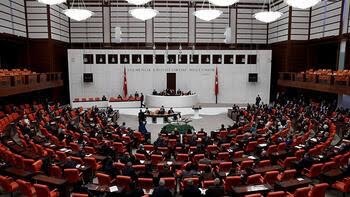 Son Dakika EYT yasalaştı! 2 milyon 250 bin kişiye emeklilik yolu açıldı