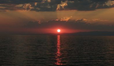 Van’da eşsiz gün batımı