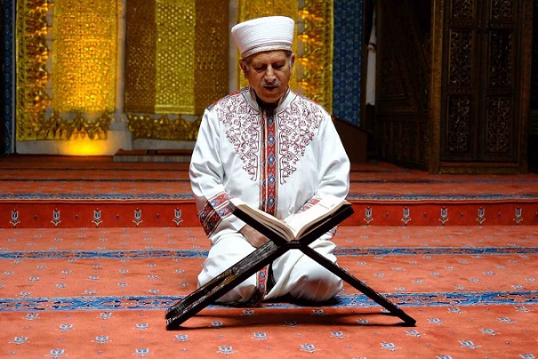 Van’da asırlık camide ’itikâf’ ibadeti