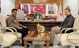 Vanlı şampiyon Saki’den Kaymakam Kasman’a ziyaret