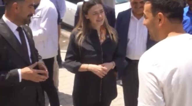 İrem Bayram Çaldıran’da esnafla bir araya geldi